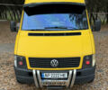 Желтый Фольксваген ЛТ, объемом двигателя 2.46 л и пробегом 160 тыс. км за 11000 $, фото 2 на Automoto.ua
