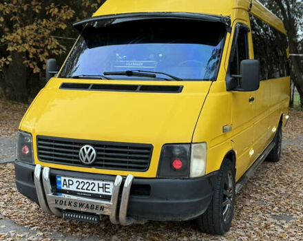 Желтый Фольксваген ЛТ, объемом двигателя 2.46 л и пробегом 160 тыс. км за 11000 $, фото 1 на Automoto.ua