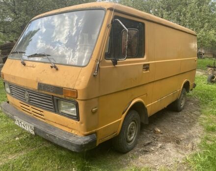 Жовтий Фольксваген ЛТ, об'ємом двигуна 2.4 л та пробігом 300 тис. км за 800 $, фото 1 на Automoto.ua