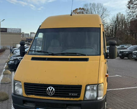 Желтый Фольксваген ЛТ, объемом двигателя 2.46 л и пробегом 521 тыс. км за 9500 $, фото 1 на Automoto.ua