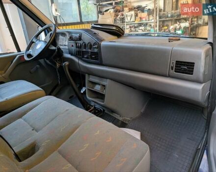 Серый Фольксваген ЛТ, объемом двигателя 2.5 л и пробегом 640 тыс. км за 3999 $, фото 13 на Automoto.ua