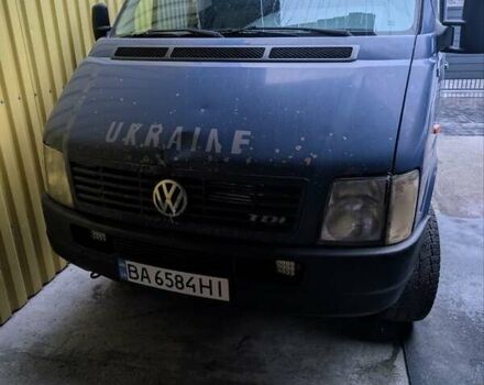 Серый Фольксваген ЛТ, объемом двигателя 2.5 л и пробегом 640 тыс. км за 3999 $, фото 1 на Automoto.ua