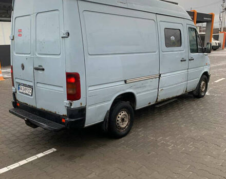 Серый Фольксваген ЛТ, объемом двигателя 2.46 л и пробегом 571 тыс. км за 4850 $, фото 6 на Automoto.ua