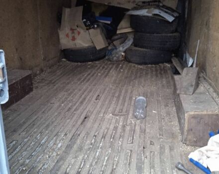 Серый Фольксваген ЛТ, объемом двигателя 2.4 л и пробегом 1000 тыс. км за 2500 $, фото 3 на Automoto.ua