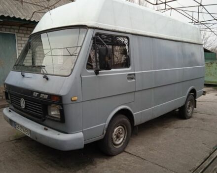 Серый Фольксваген ЛТ, объемом двигателя 2.4 л и пробегом 1000 тыс. км за 2500 $, фото 1 на Automoto.ua