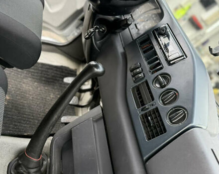 Серый Фольксваген ЛТ, объемом двигателя 2.8 л и пробегом 600 тыс. км за 11300 $, фото 2 на Automoto.ua