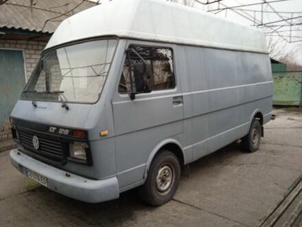 Серый Фольксваген ЛТ, объемом двигателя 2.4 л и пробегом 1000 тыс. км за 2500 $, фото 1 на Automoto.ua