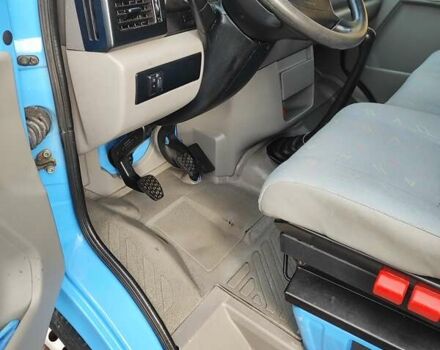 Синий Фольксваген ЛТ, объемом двигателя 2.46 л и пробегом 302 тыс. км за 15000 $, фото 8 на Automoto.ua