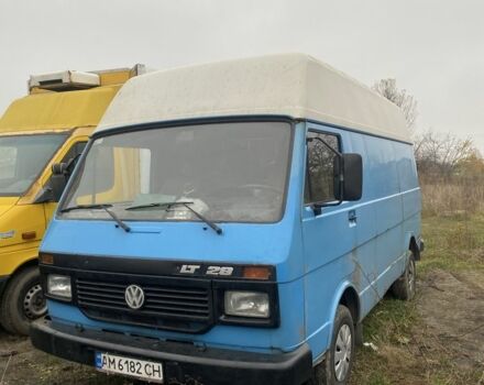 Синій Фольксваген ЛТ, об'ємом двигуна 2.4 л та пробігом 500 тис. км за 2000 $, фото 1 на Automoto.ua