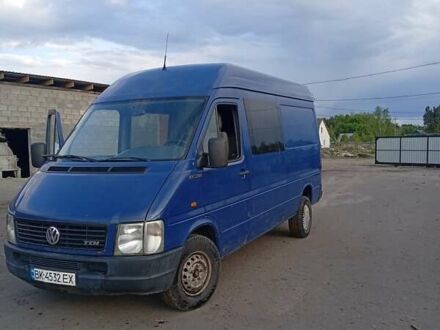 Синий Фольксваген ЛТ, объемом двигателя 2.46 л и пробегом 400 тыс. км за 6800 $, фото 1 на Automoto.ua