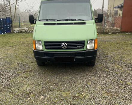 Зеленый Фольксваген ЛТ, объемом двигателя 2.46 л и пробегом 479 тыс. км за 16800 $, фото 1 на Automoto.ua