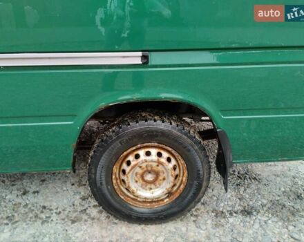 Зеленый Фольксваген ЛТ, объемом двигателя 2.5 л и пробегом 293 тыс. км за 4500 $, фото 2 на Automoto.ua