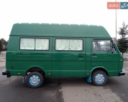 Зеленый Фольксваген ЛТ, объемом двигателя 2.4 л и пробегом 500 тыс. км за 2700 $, фото 2 на Automoto.ua