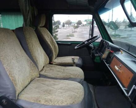 Зеленый Фольксваген ЛТ, объемом двигателя 2.4 л и пробегом 500 тыс. км за 2700 $, фото 5 на Automoto.ua