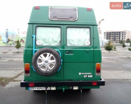 Зеленый Фольксваген ЛТ, объемом двигателя 2.4 л и пробегом 500 тыс. км за 2700 $, фото 3 на Automoto.ua