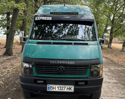 Зеленый Фольксваген ЛТ, объемом двигателя 2.8 л и пробегом 600 тыс. км за 6999 $, фото 2 на Automoto.ua