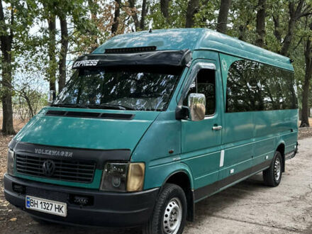 Зеленый Фольксваген ЛТ, объемом двигателя 2.8 л и пробегом 600 тыс. км за 6999 $, фото 1 на Automoto.ua