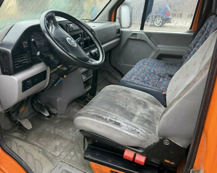 Помаранчевий Фольксваген ЛТ, об'ємом двигуна 2.46 л та пробігом 320 тис. км за 5200 $, фото 10 на Automoto.ua