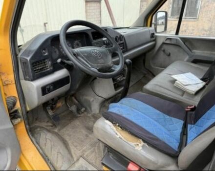 Оранжевый Фольксваген ЛТ, объемом двигателя 2.5 л и пробегом 400 тыс. км за 3800 $, фото 5 на Automoto.ua