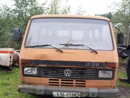 Фольксваген ЛТ 1990 в Надворной на Automoto.ua Оранжевый Фольксваген ЛТ, объемом двигателя 0 л и пробегом 350 тыс. км за 800 $, фото 1 на Automoto.ua