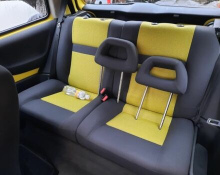 Желтый Фольксваген Лупо, объемом двигателя 1.4 л и пробегом 150 тыс. км за 2800 $, фото 3 на Automoto.ua