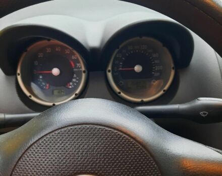 Желтый Фольксваген Лупо, объемом двигателя 1.4 л и пробегом 150 тыс. км за 2800 $, фото 7 на Automoto.ua