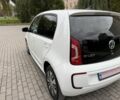 Фольксваген Мультиван 2013 в Каменце-Подольском на Automoto.ua Белый Фольксваген Мультиван, объемом двигателя 0 л и пробегом 150 тыс. км за 5999 $, фото 5 на Automoto.ua