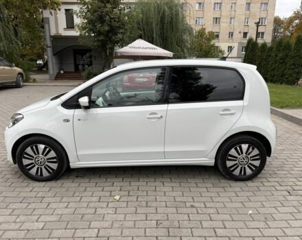 Фольксваген Мультиван 2013 в Каменце-Подольском на Automoto.ua Белый Фольксваген Мультиван, объемом двигателя 0 л и пробегом 150 тыс. км за 5999 $, фото 8 на Automoto.ua