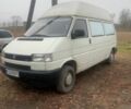 Белый Фольксваген Мультиван, объемом двигателя 0 л и пробегом 350 тыс. км за 2800 $, фото 2 на Automoto.ua
