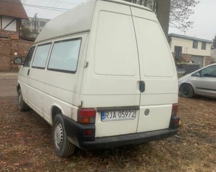 Белый Фольксваген Мультиван, объемом двигателя 0 л и пробегом 350 тыс. км за 2800 $, фото 1 на Automoto.ua