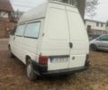 Белый Фольксваген Мультиван, объемом двигателя 0 л и пробегом 350 тыс. км за 2800 $, фото 1 на Automoto.ua