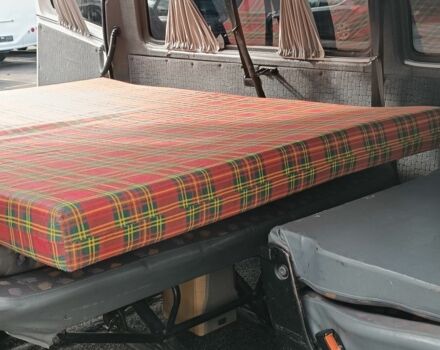 Белый Фольксваген Мультиван, объемом двигателя 2.4 л и пробегом 350 тыс. км за 3880 $, фото 10 на Automoto.ua