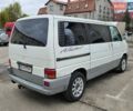 Белый Фольксваген Мультиван, объемом двигателя 1.9 л и пробегом 350 тыс. км за 4000 $, фото 3 на Automoto.ua