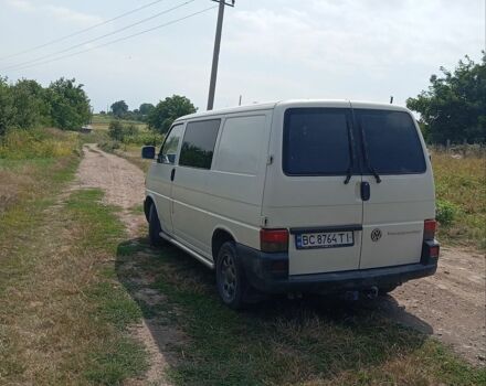 Белый Фольксваген Мультиван, объемом двигателя 1.9 л и пробегом 490 тыс. км за 7000 $, фото 5 на Automoto.ua