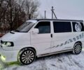 Белый Фольксваген Мультиван, объемом двигателя 2.5 л и пробегом 300 тыс. км за 2100 $, фото 2 на Automoto.ua