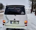 Белый Фольксваген Мультиван, объемом двигателя 2.5 л и пробегом 300 тыс. км за 2100 $, фото 7 на Automoto.ua