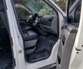 Белый Фольксваген Мультиван, объемом двигателя 1.9 л и пробегом 292 тыс. км за 8000 $, фото 6 на Automoto.ua