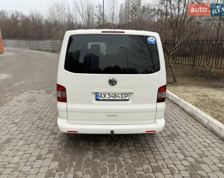 Белый Фольксваген Мультиван, объемом двигателя 1.9 л и пробегом 286 тыс. км за 10900 $, фото 3 на Automoto.ua