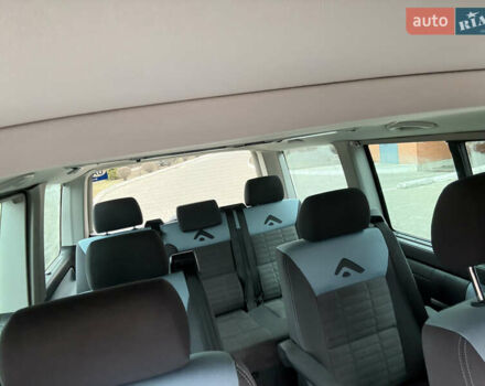 Белый Фольксваген Мультиван, объемом двигателя 1.9 л и пробегом 286 тыс. км за 10900 $, фото 12 на Automoto.ua