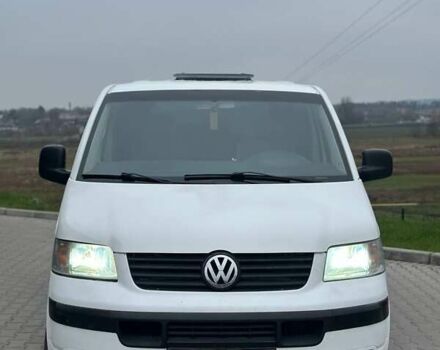 Белый Фольксваген Мультиван, объемом двигателя 1.9 л и пробегом 300 тыс. км за 6999 $, фото 12 на Automoto.ua