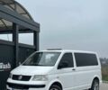 Белый Фольксваген Мультиван, объемом двигателя 1.9 л и пробегом 300 тыс. км за 6999 $, фото 1 на Automoto.ua