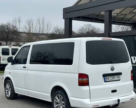 Белый Фольксваген Мультиван, объемом двигателя 1.9 л и пробегом 300 тыс. км за 6999 $, фото 8 на Automoto.ua