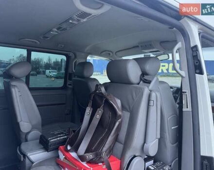 Білий Фольксваген Мультиван, об'ємом двигуна 2.46 л та пробігом 289 тис. км за 13500 $, фото 19 на Automoto.ua