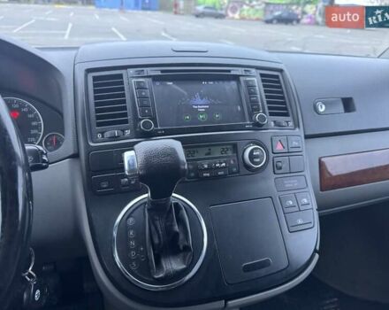 Білий Фольксваген Мультиван, об'ємом двигуна 2.46 л та пробігом 289 тис. км за 13500 $, фото 15 на Automoto.ua