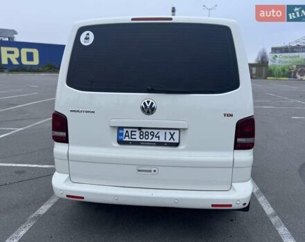 Білий Фольксваген Мультиван, об'ємом двигуна 2.46 л та пробігом 289 тис. км за 13500 $, фото 9 на Automoto.ua