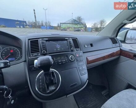 Білий Фольксваген Мультиван, об'ємом двигуна 2.46 л та пробігом 289 тис. км за 13500 $, фото 33 на Automoto.ua