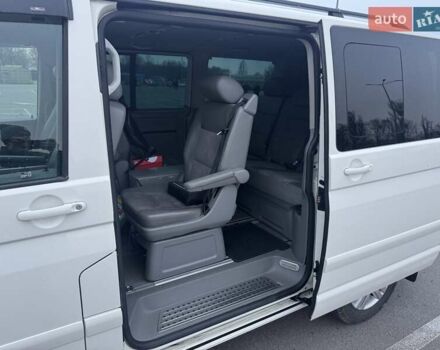 Білий Фольксваген Мультиван, об'ємом двигуна 2.46 л та пробігом 289 тис. км за 13500 $, фото 28 на Automoto.ua