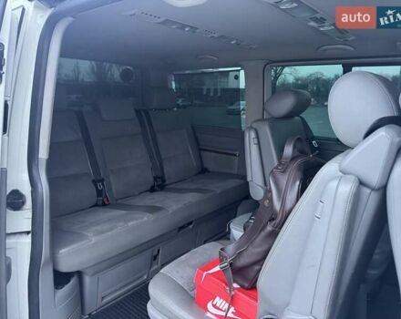 Білий Фольксваген Мультиван, об'ємом двигуна 2.46 л та пробігом 289 тис. км за 13500 $, фото 22 на Automoto.ua