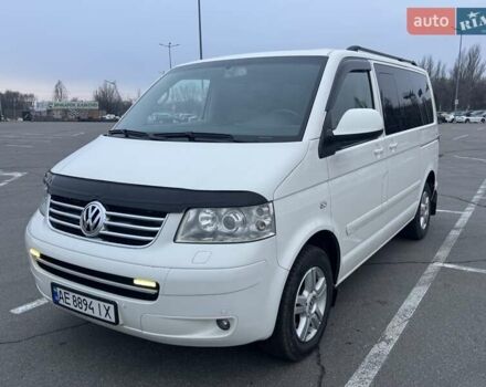 Білий Фольксваген Мультиван, об'ємом двигуна 2.46 л та пробігом 289 тис. км за 13500 $, фото 4 на Automoto.ua