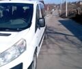 Білий Фольксваген Мультиван, об'ємом двигуна 2 л та пробігом 300 тис. км за 6222 $, фото 4 на Automoto.ua